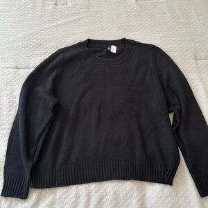 Divided crew neck sweater - black